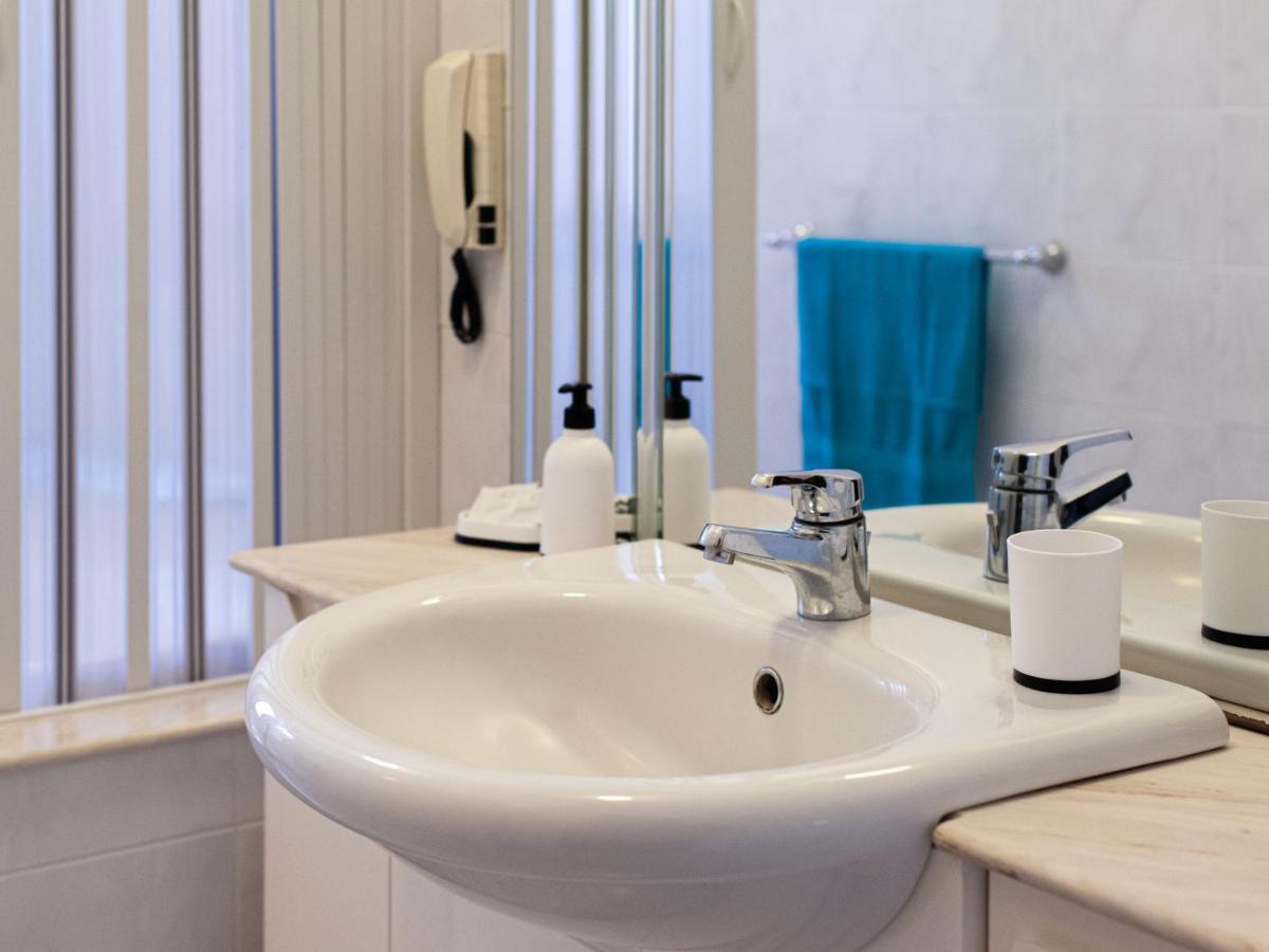 Aigua De Mar Bed & Breakfast Alghero Bagian luar foto